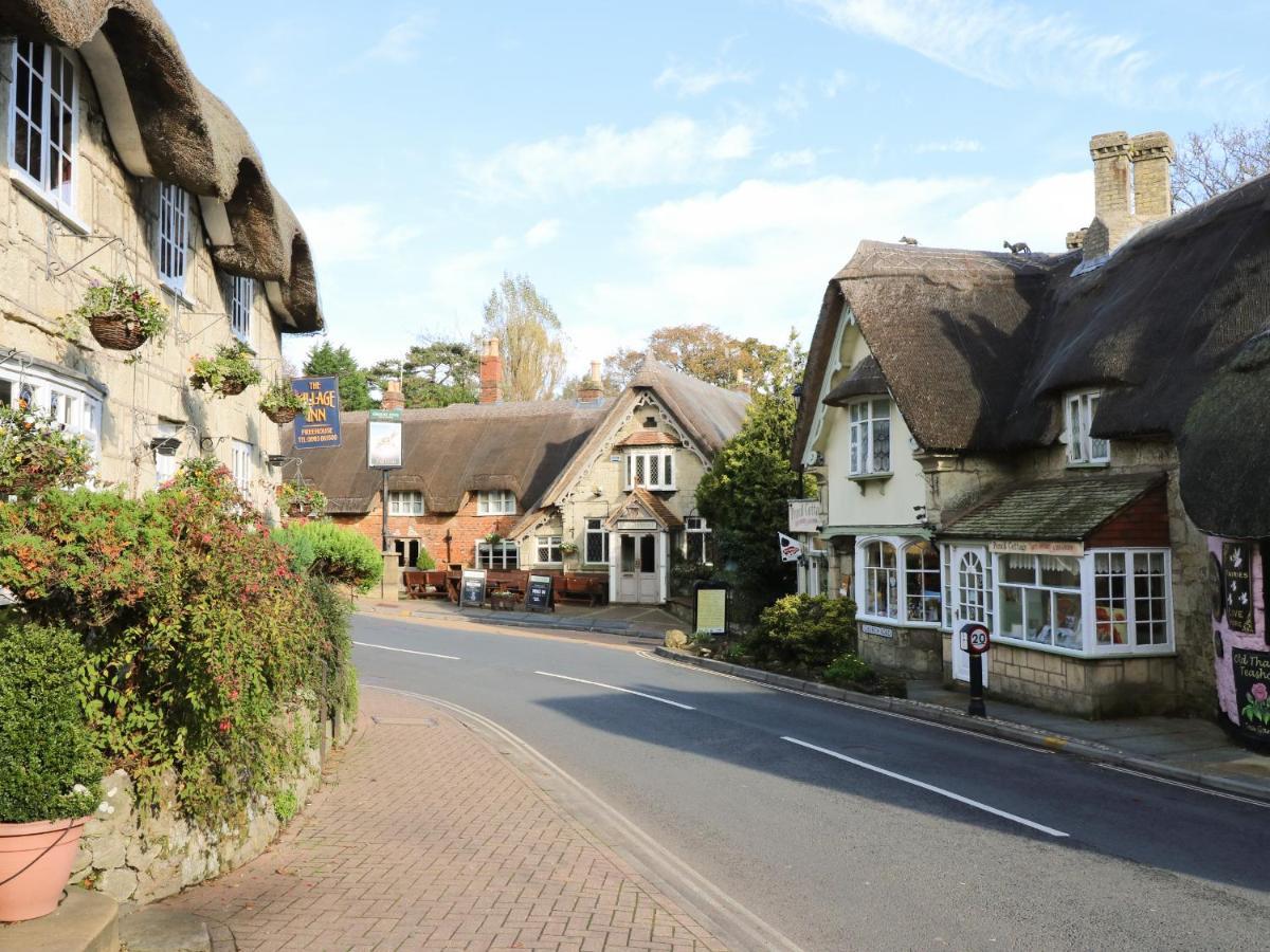 The Hideaway Villa Shanklin Exterior photo